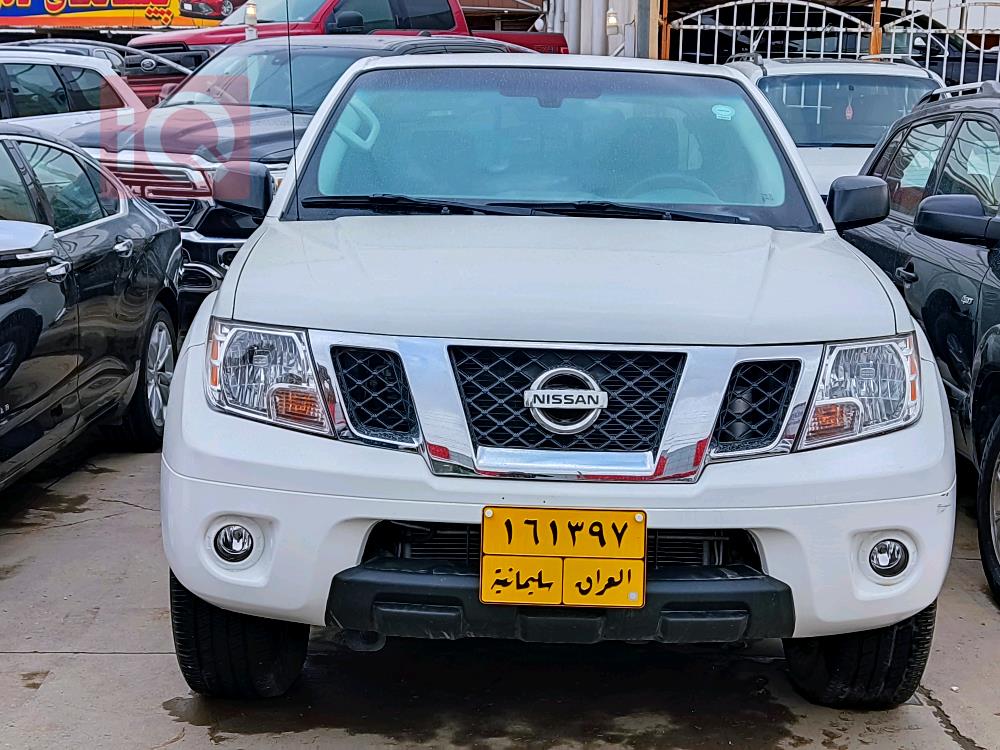 نیسان فرۆنتیر